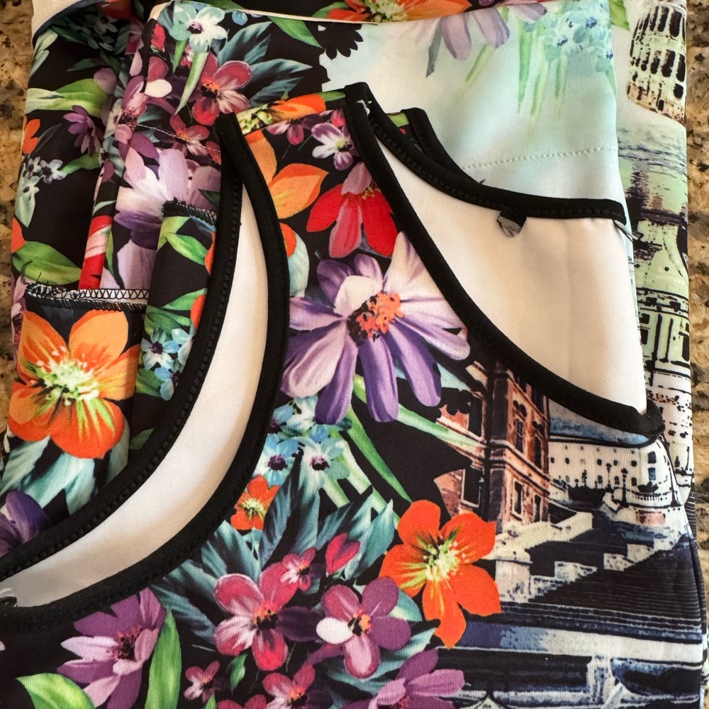 Elegant Cityscape Floral Skirt Set - Picture 11 of 11